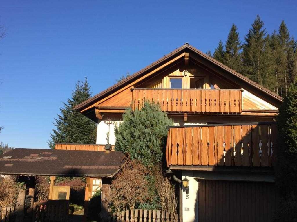 Apartamento Haus Waldeck Furtwangen Exterior foto