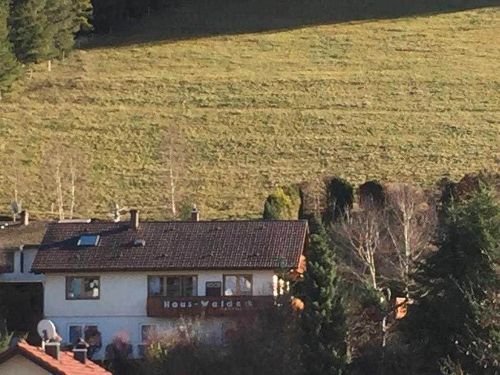 Apartamento Haus Waldeck Furtwangen Exterior foto